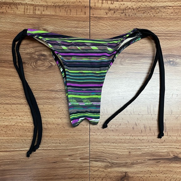 Tech Striped Brazilian Bikini Bottom - Picture 1 of 4